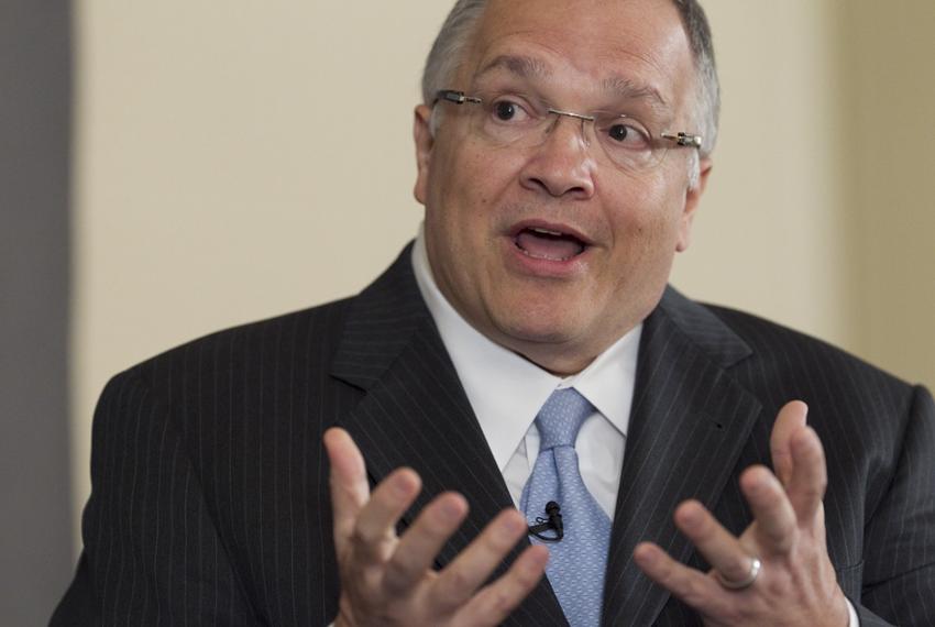 Carona Gets a Nod From the Right The Texas Tribune